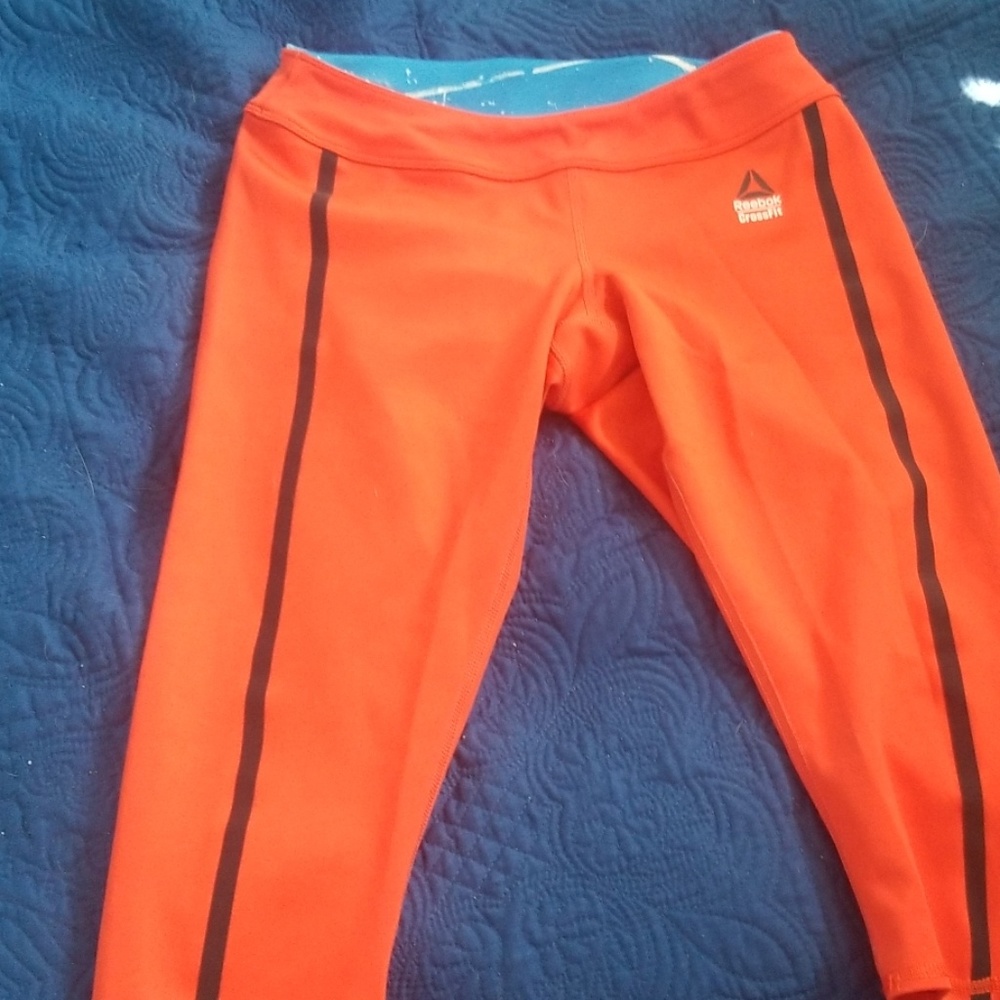 Womena Crossfit reversible capris